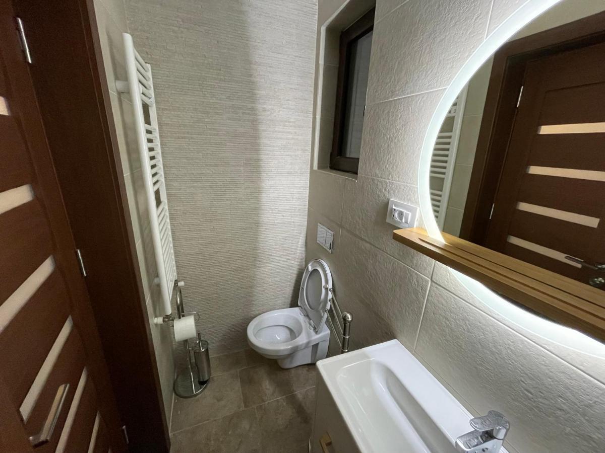 Apartament 2 Camere La Casa - Bucuresti Kültér fotó