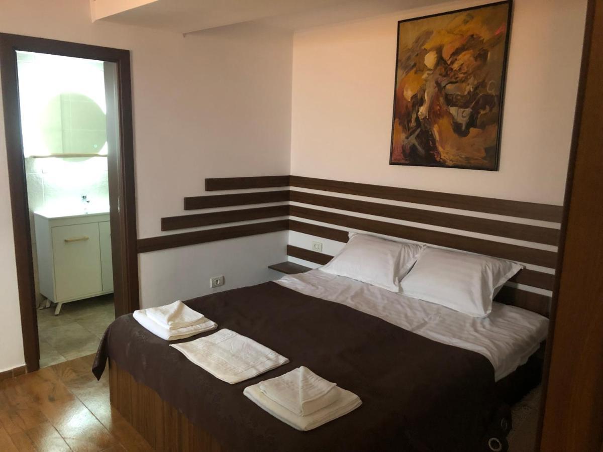Apartament 2 Camere La Casa - Bucuresti Kültér fotó