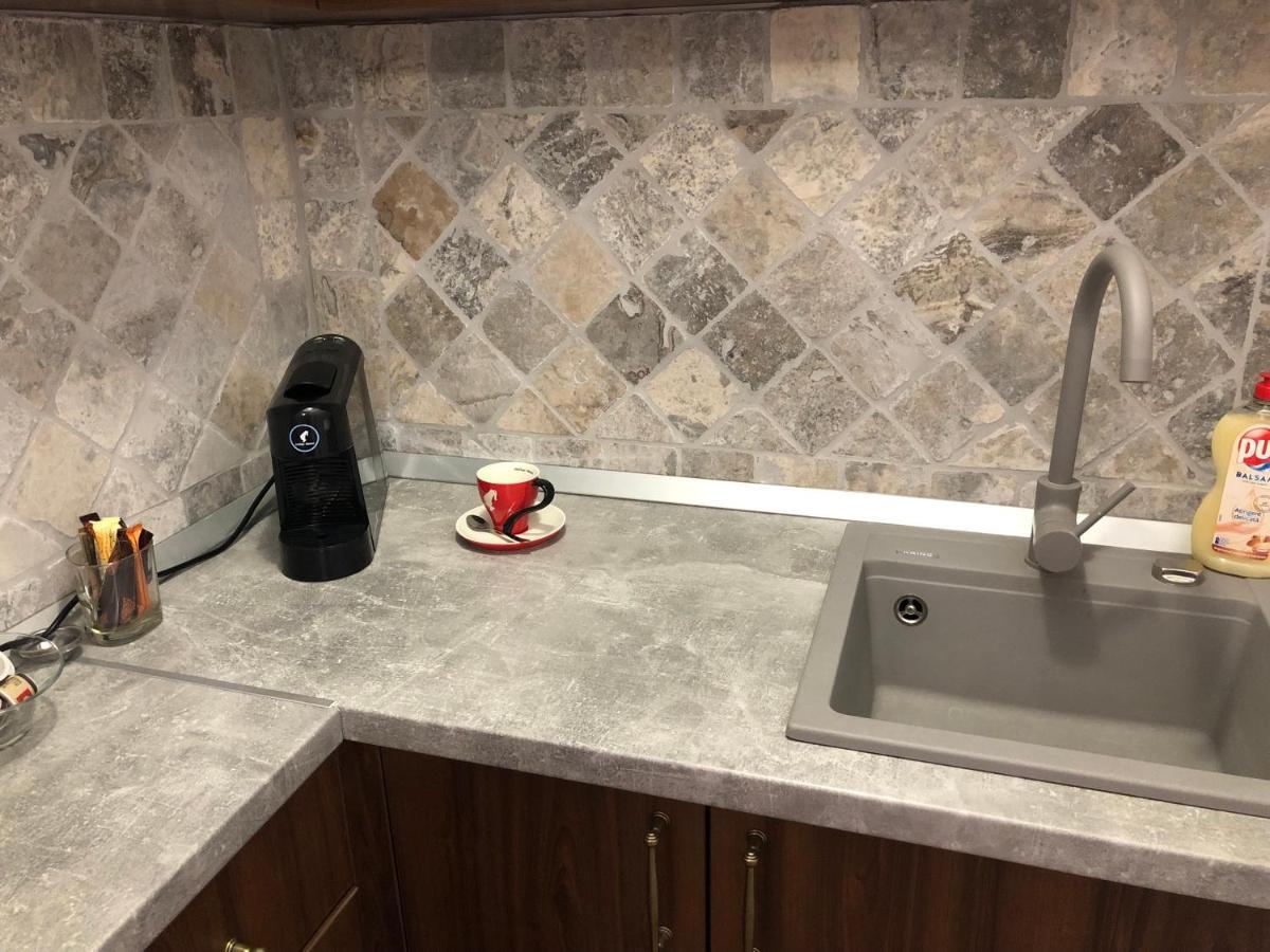 Apartament 2 Camere La Casa - Bucuresti Kültér fotó