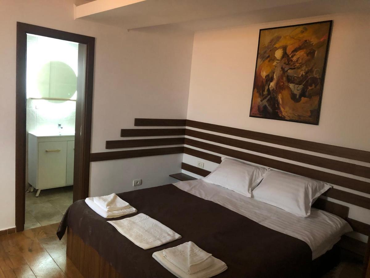 Apartament 2 Camere La Casa - Bucuresti Kültér fotó