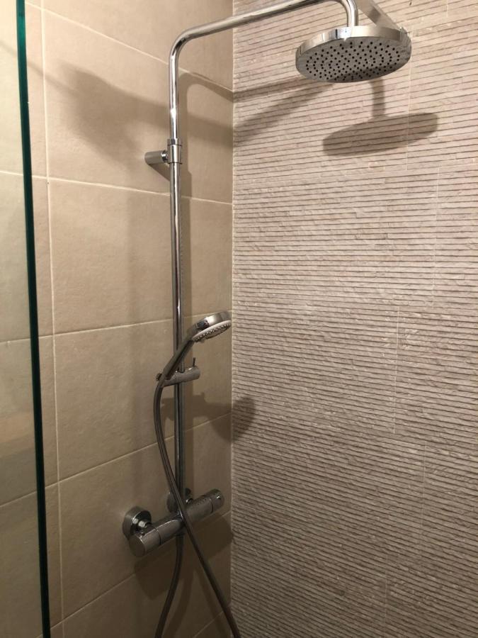 Apartament 2 Camere La Casa - Bucuresti Kültér fotó