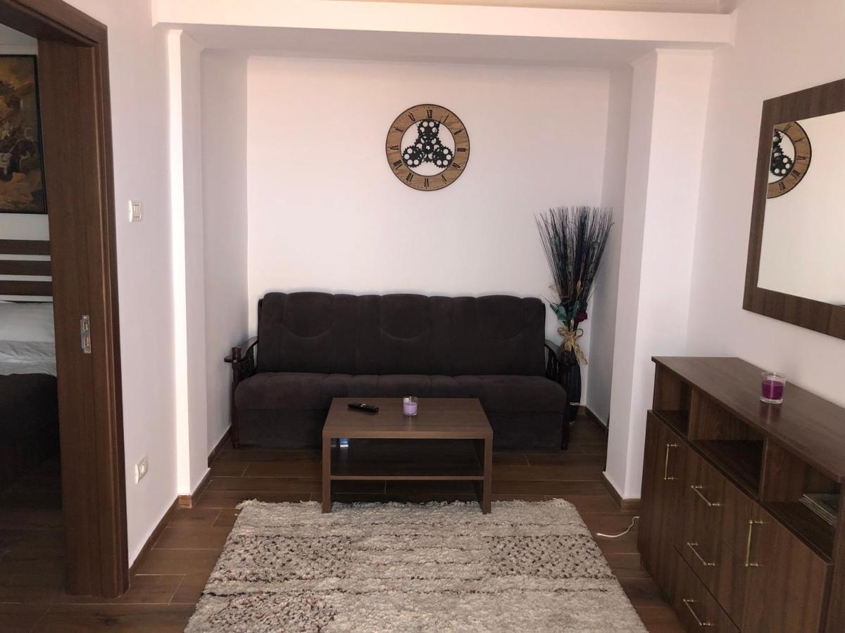 Apartament 2 Camere La Casa - Bucuresti Kültér fotó