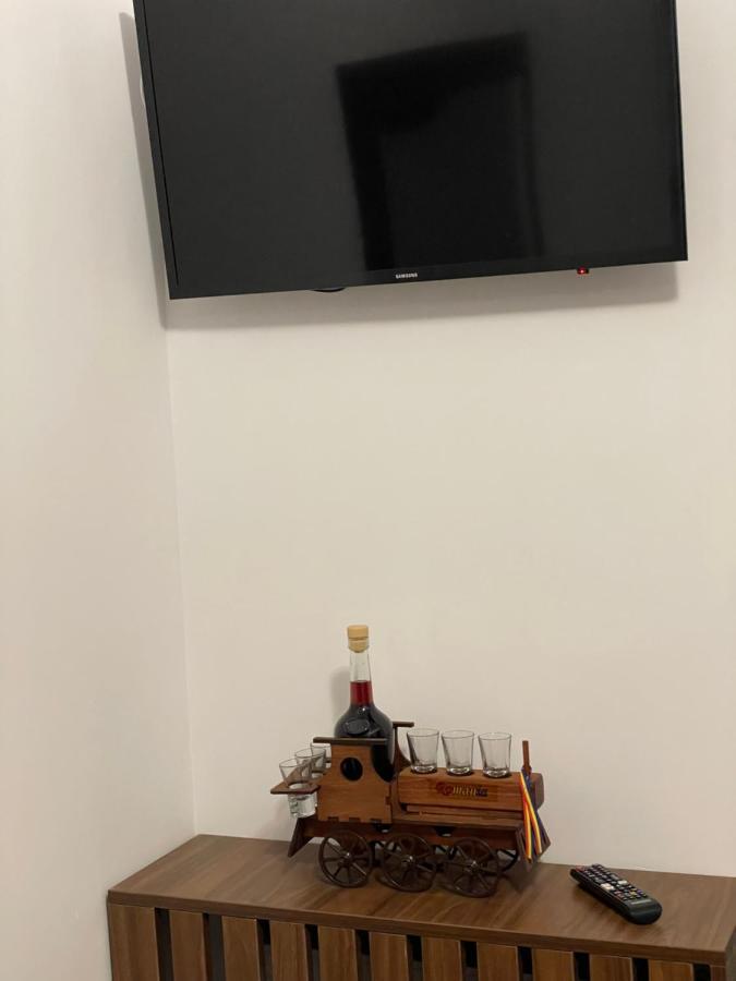 Apartament 2 Camere La Casa - Bucuresti Kültér fotó